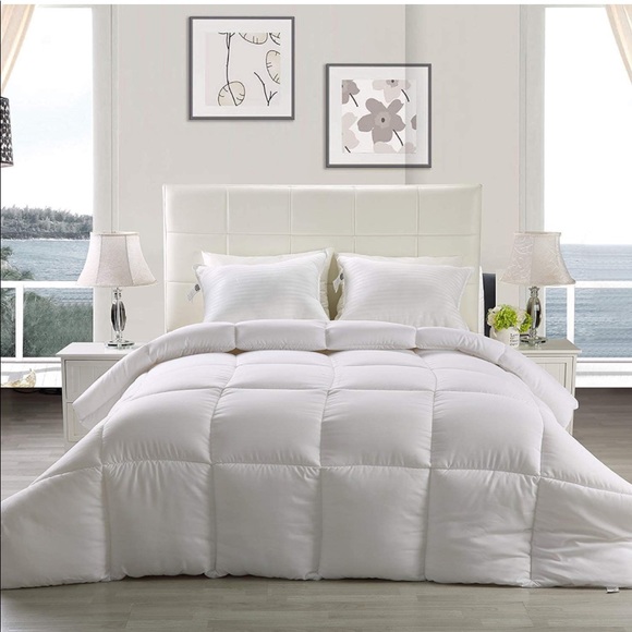 Queen or Twin White Down Alternative Comforter - Picture 3 of 5